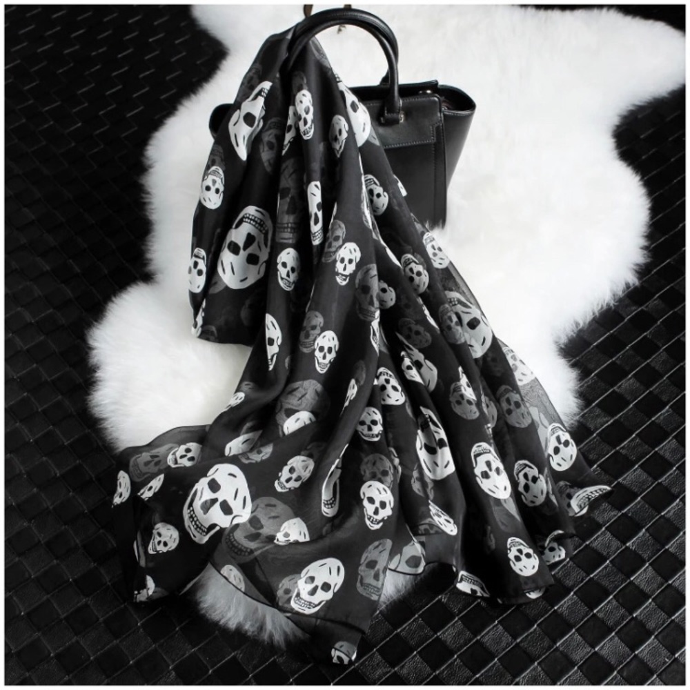 Black Skull Scarf-Shawl